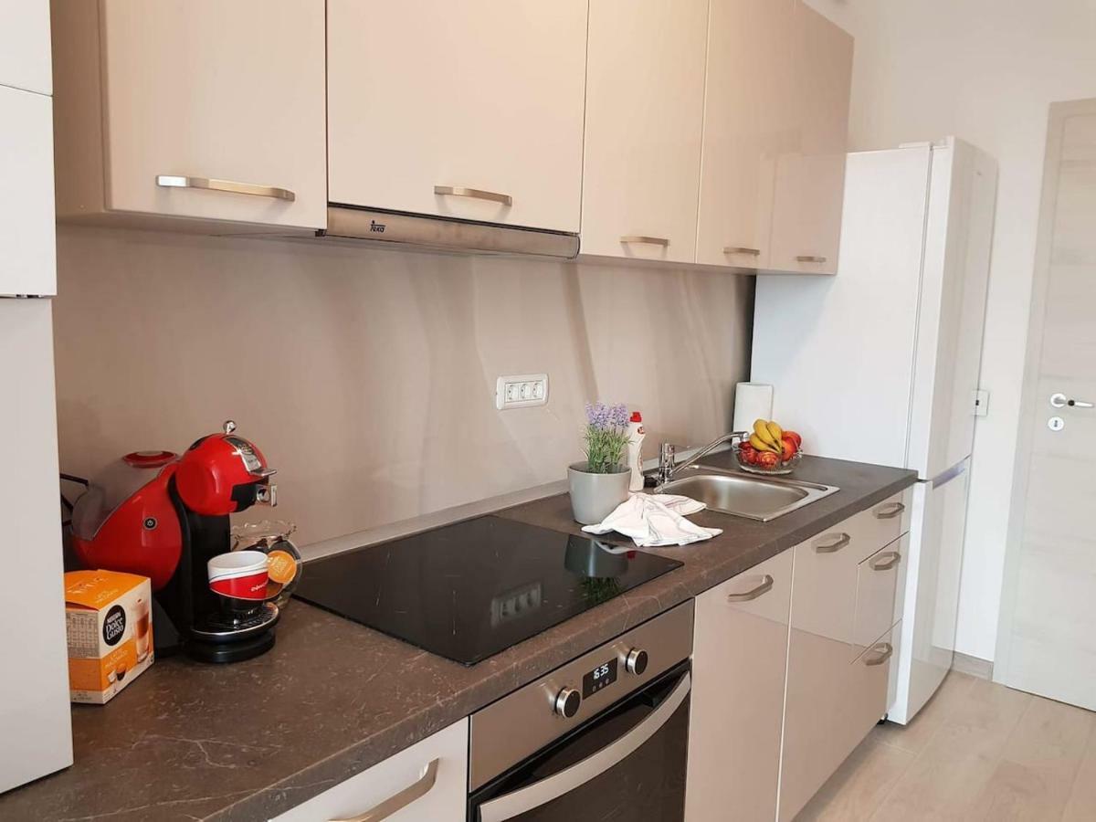 Brand New Apartment In Rebreanu Towers Residence Timisoara Exterior foto